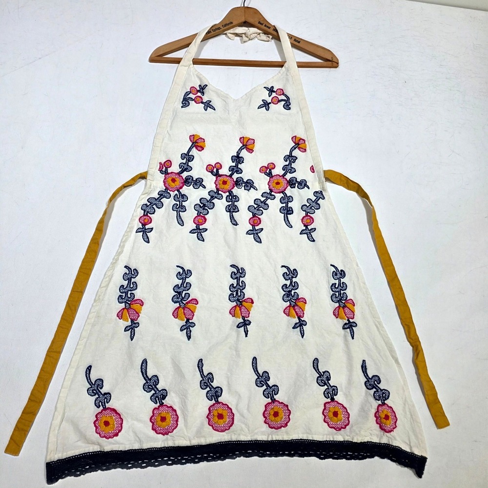 Anthropologie Floral Embroidered Halter Apron Womens OS White Boho Lace Trim NEW